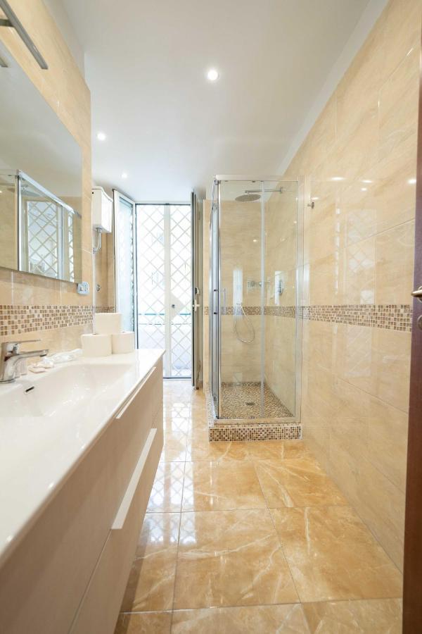Chiaia Apartment San Pasquale By Dimorra Neapol Exteriér fotografie